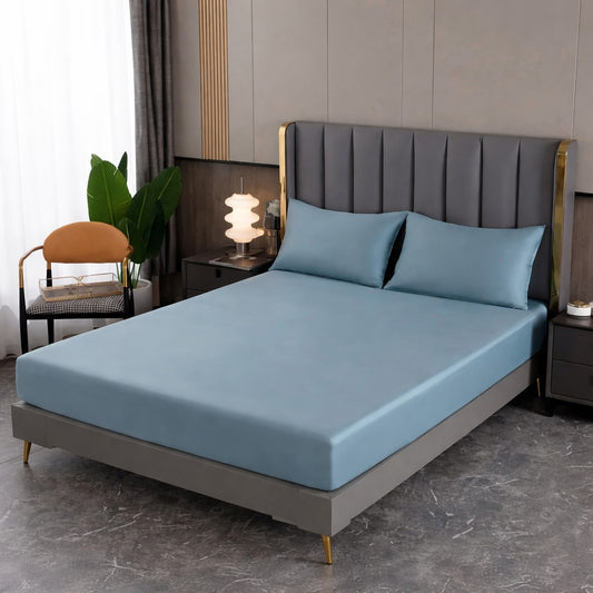 drap housse 160x200 soie de murier bleu ardoise sur lit
