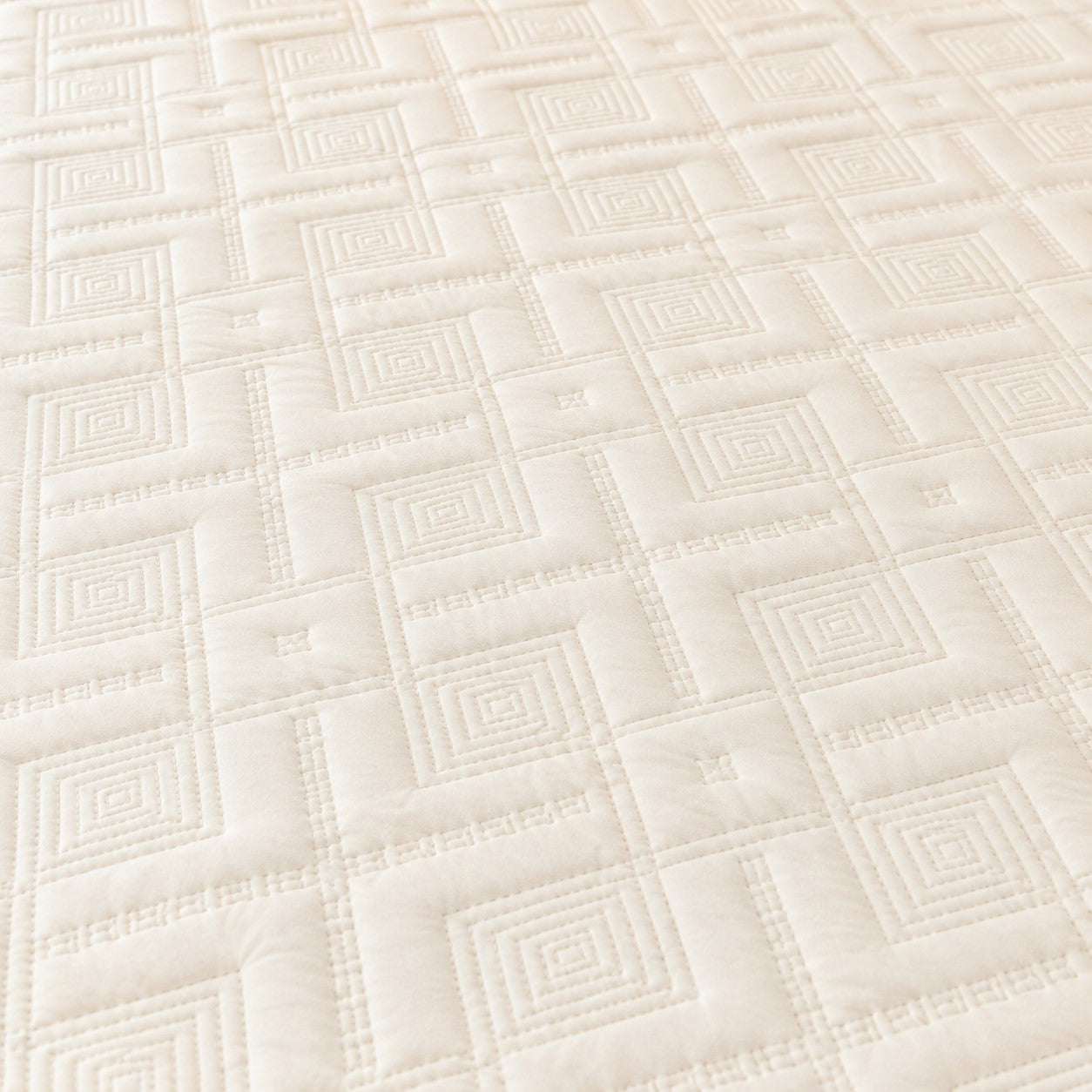 protège matelas douceur matelassée blanc casse zoom motif matelassé doux