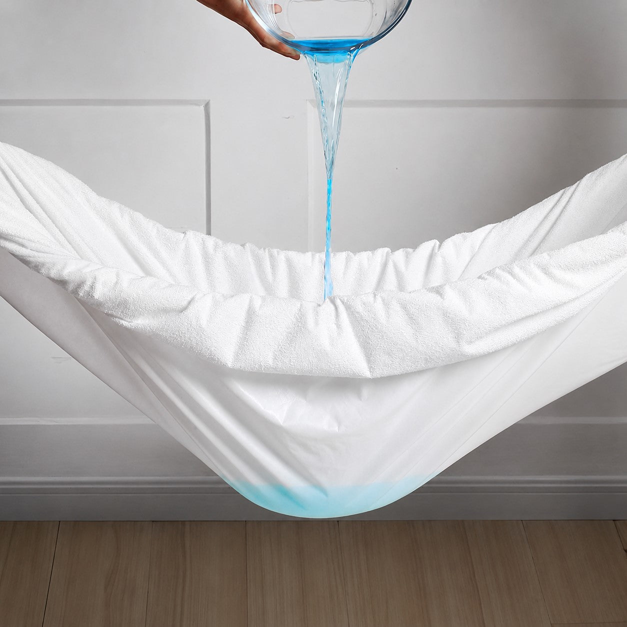 protège matelas imperméable confort respirant blanc pur démonstration-imperméabilité liquide