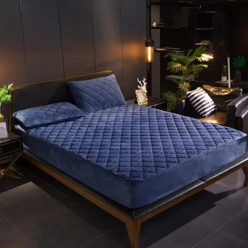 protege matelas velours navy blue sur lit double